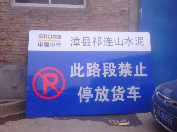 設(shè)計(jì)驅(qū)動(dòng)創(chuàng)新 廣告行業(yè)中的視覺(jué)敘事與品牌建構(gòu)